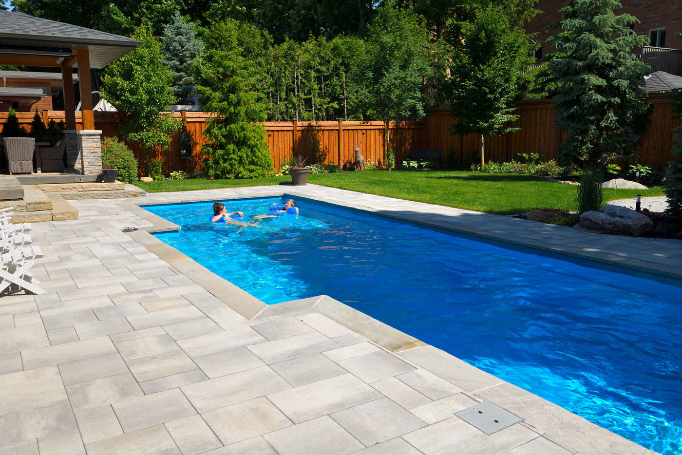 Comparing Gas and Electric Pool Heaters: Which Is Right for You? - Pros ...