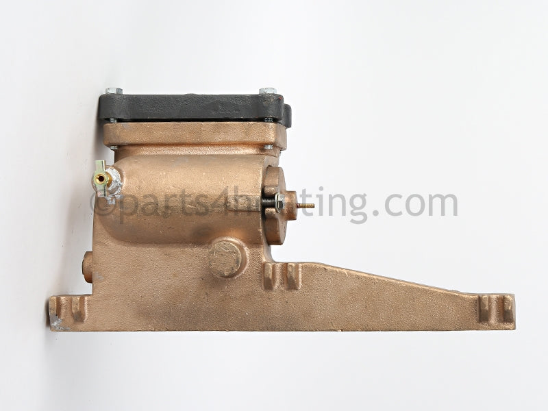 Raypak Inlet/Outlet Header 4 Pass 2 In. Bronze(-H- Ug) - Part Number: 002489F