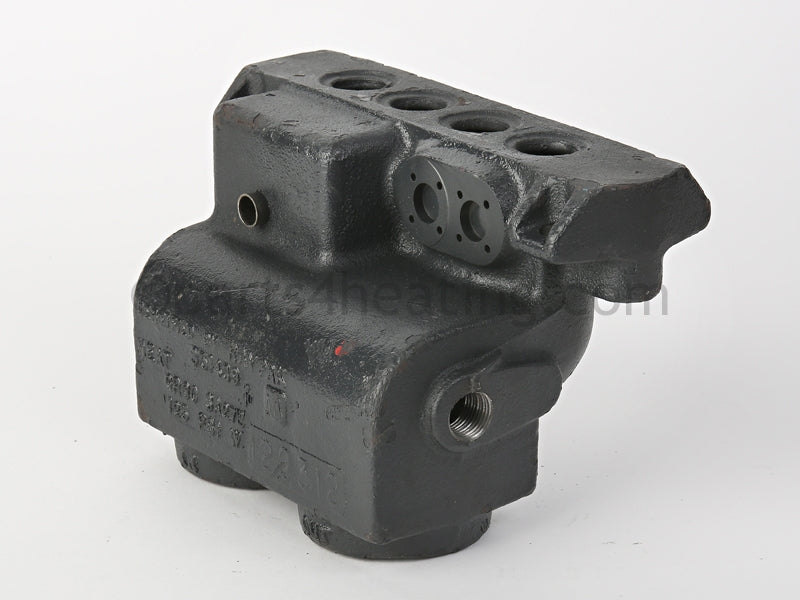 Raypak Inlet/Outlet Header (Cast Iron) - Part Number: 004933F