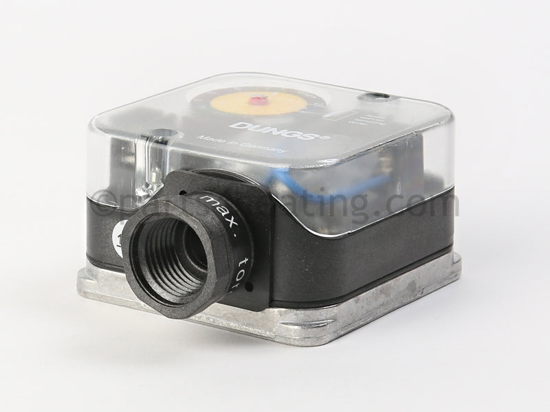 Raypak Switch Low Gas Pressure (Optional) - Part Number: 011770F