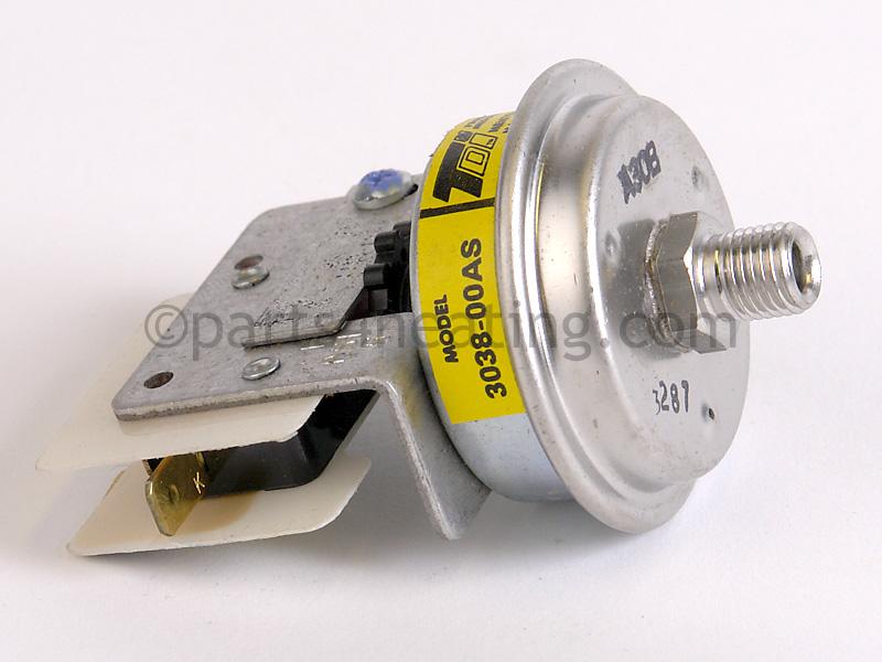 Laars Heating Systems Pool Heater Water Pressure Switch (Set At 2 Psi), Previous Part #10492202 - Part Number: R0014500